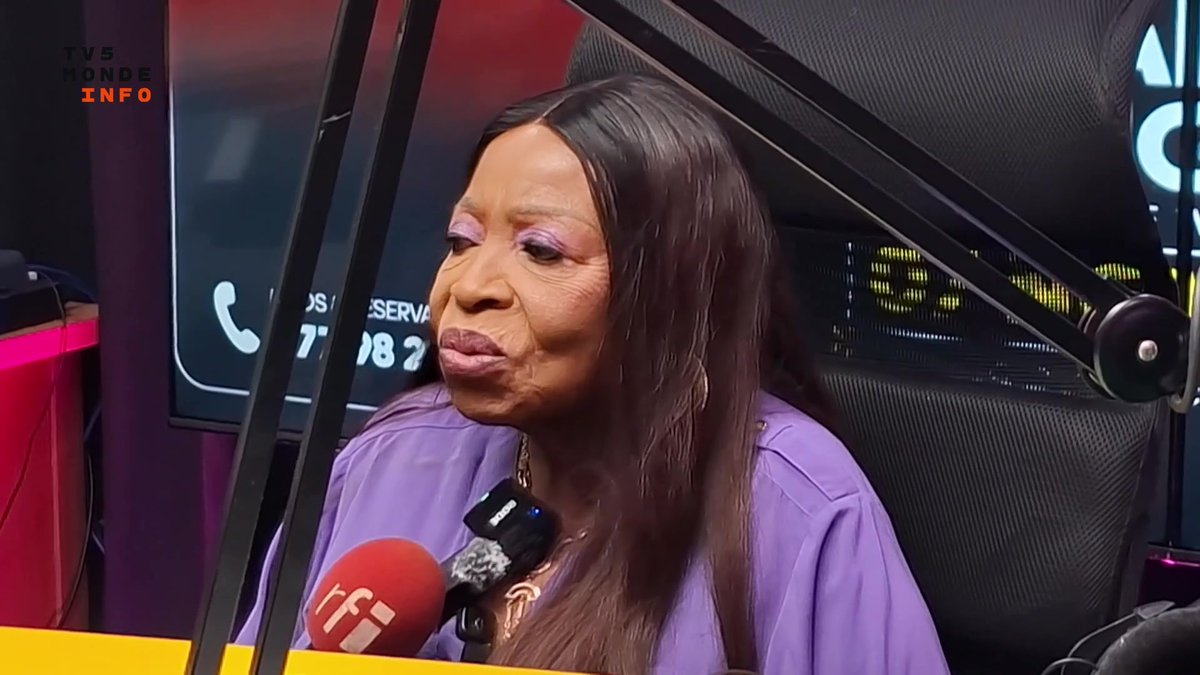 Au Gabon, à plus de 80 ans, Patience Dabany revient sur scène. L'ex-Première dame du Gabon et mère d'Ali Bongo dévoile un nouvel album. Et c'est un petit événement. Rencontre à Libreville.