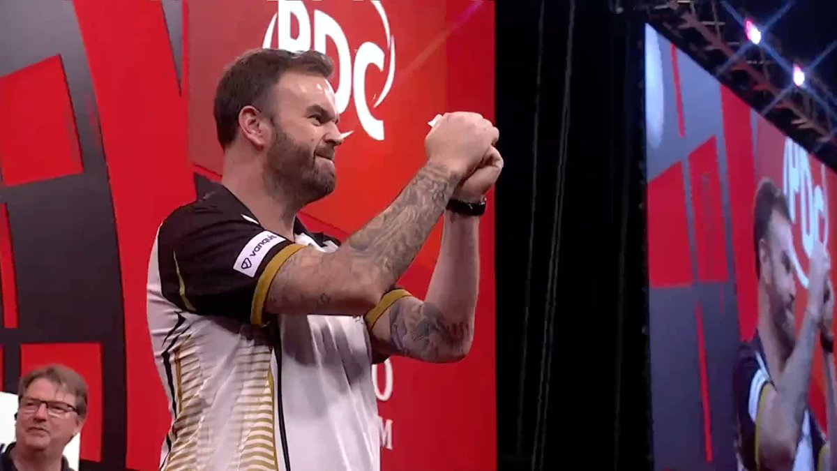 SMITH WINS THE WORLD SERIES FINALS! 🌍👑 Ross Smith wins a maiden World Series of Darts Finals title and second Premier event of his career, defeating Gerwyn Price 11-5 after averaging almost 104 🔥
