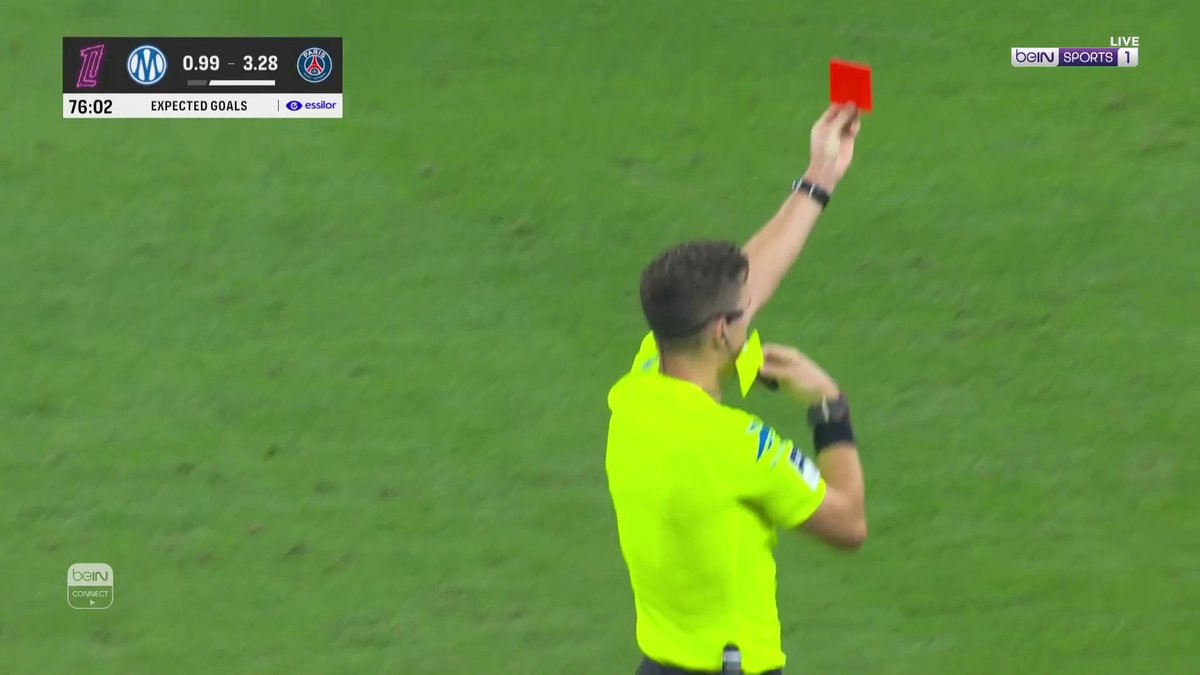 🟥 بطاقة حمراء في وجه تيموثي وياه بعد حصوله على الإنذار الثاني #الدوري_الفرنسي