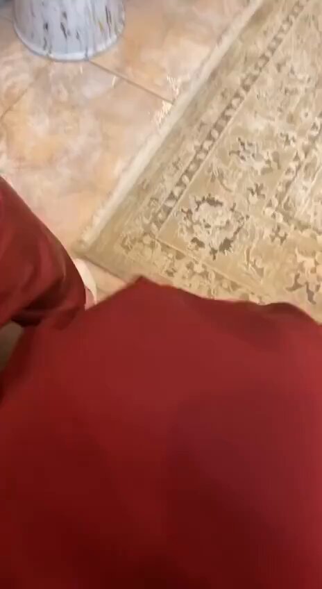 الحركه صدفه او متعوب عليها في احد مجالس الحريم في السعودية