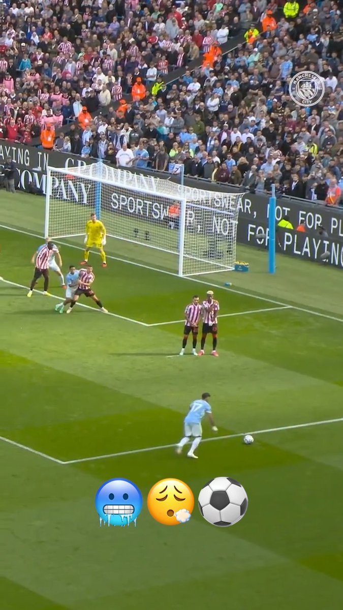 Qué manera de anotar su primer gol con el City la de Enzo.🥶😮‍💨⚽️ (Vía @mancity/ig)