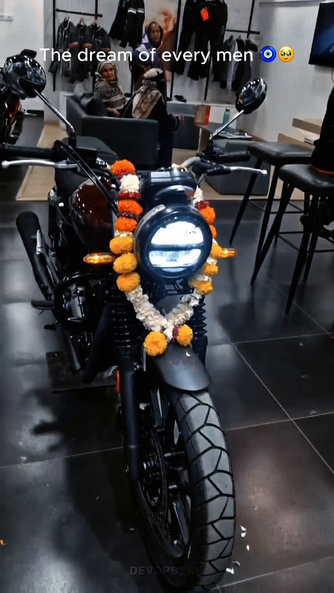 The dream of every man. 🧿 🥺 Felt proud and emotional at the same time when I finally bought it.