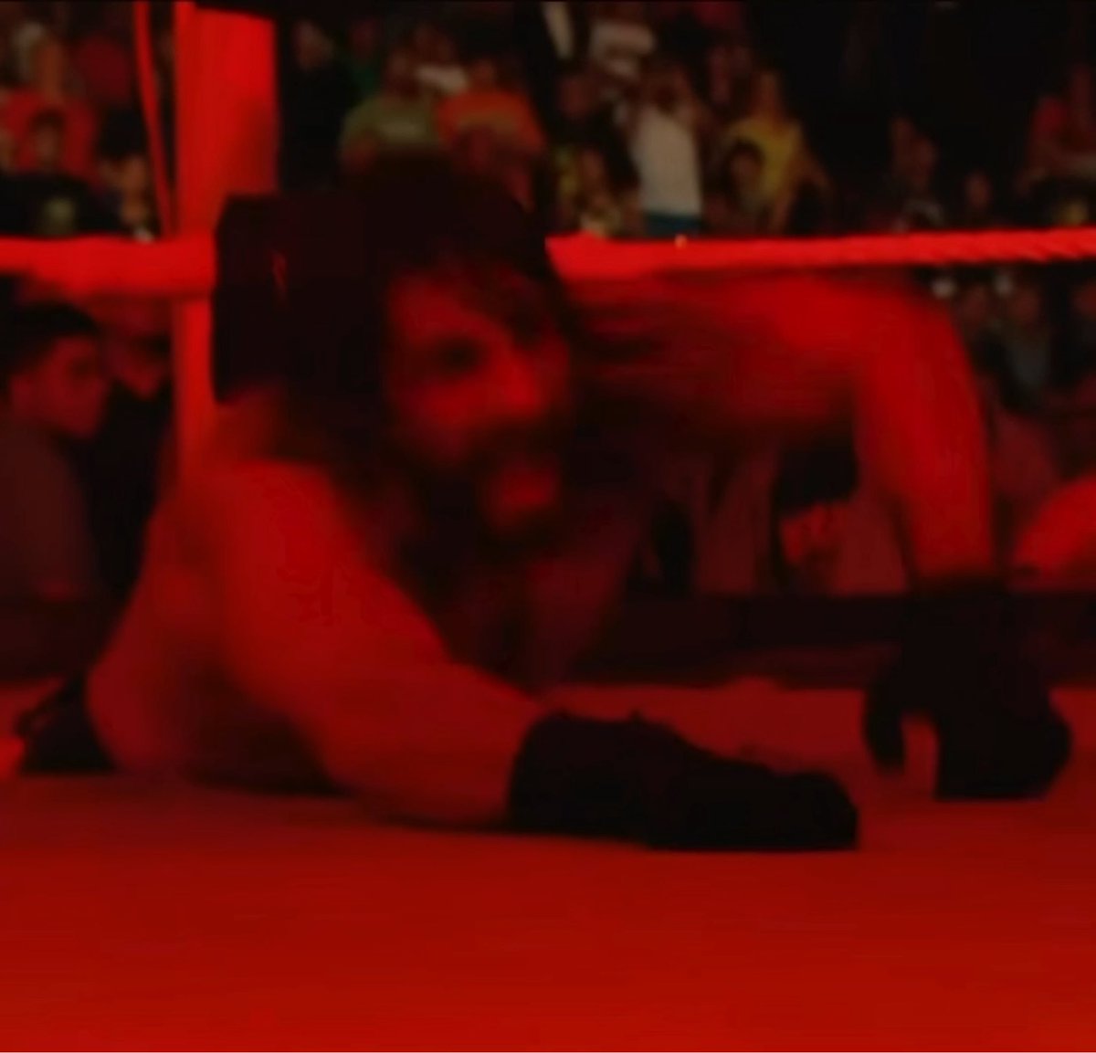 SETH ROLLINS DESERVED AN ACADEMY AWARD FOR THE ACTING HERE HE WAS FLOPPING ALL OVER THE PLACE LIKE A HORROR MOVIE CHARACTER 😭 The smoke coming from inside the hole was perfect. (2015)