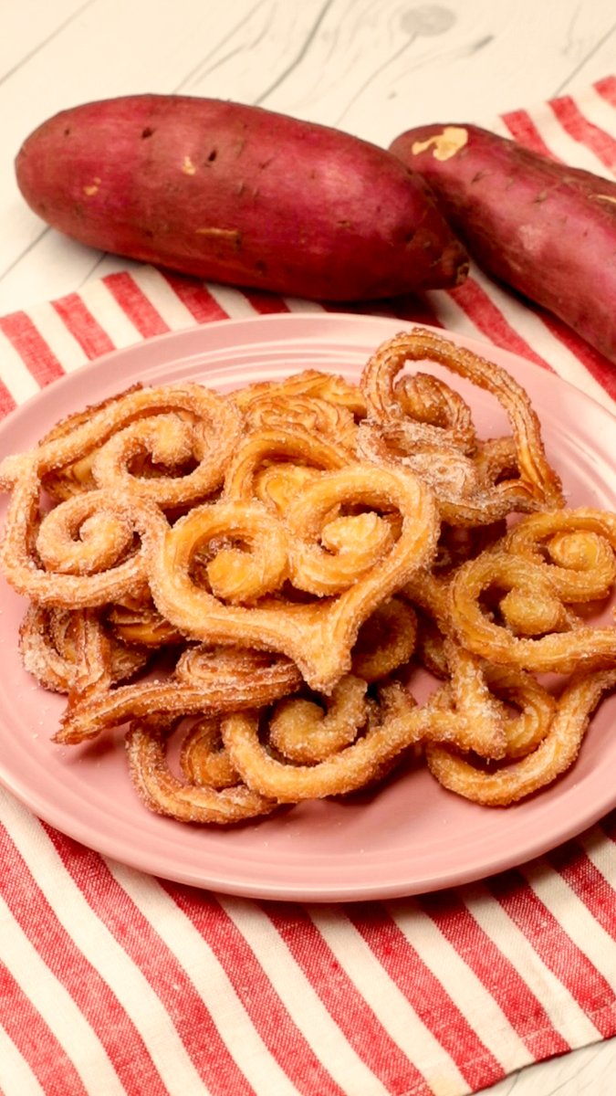 【おうちテーマパーク♪】誰でも簡単さつまいもチュロス / Sweet Potato Churros🍠✨