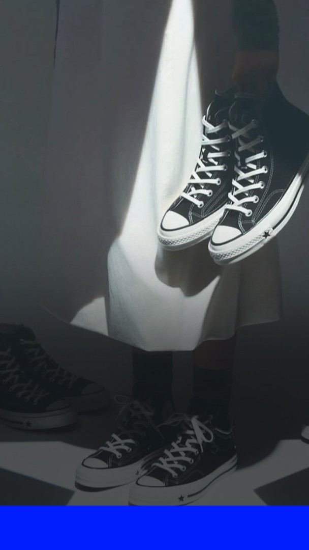 La marque américaine Converse crée la polémique après une campagne publicitaire évoquant le Ku Klux Klan