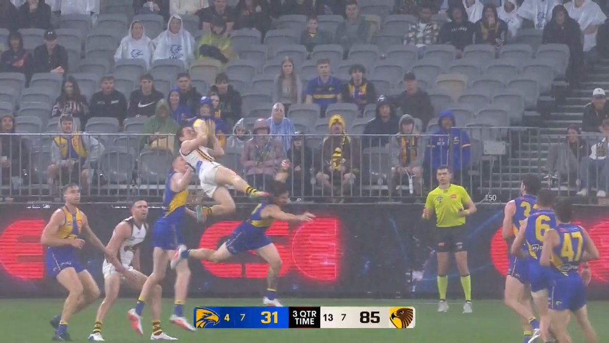 The Wizard didn’t need a broomstick to fly 🧙‍♂️ Nick Watson has taken out the 2026 Virgin Australia AFL Mark of the Year.