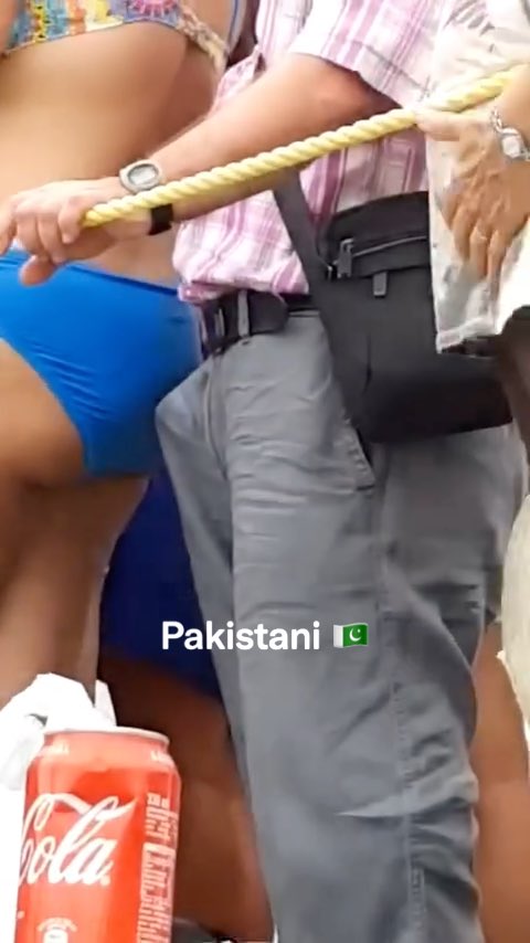 An uncle from Pakistan 🇵🇰 migrated to Spain to see the music festivals but couldn’t resist doing Pakistani things there.
