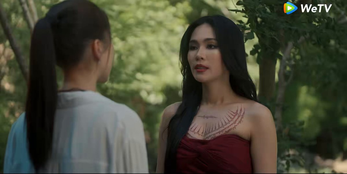 คนเคารพนับถือคนเรียกแม่ครูบุหลันทั้งพบพระทั้งตากทั้งประเทศเพิ่นไม่ยิ้ม ผัวพูดแค่ขอบคุณนะแม่ครูบุหลัน เพิ่นยิ้มเขิน ให้นะเว้ย KHOM KHLANG EP3 #ข่มขลังตอนที่3