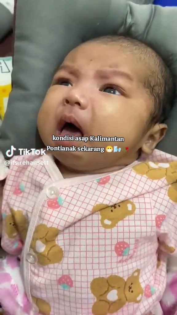 Udah ada di tahap: "Yuk makin semangat lagi pemerintah, kalian pasti bisa" Puluhan ribu anak dari bayi sampai balita mengalami ISPA akibat karhutla dan jumlahnya makin bertambah. YA ALLAH SELAMATKAN ANAK-ANAK KECIL INI😭