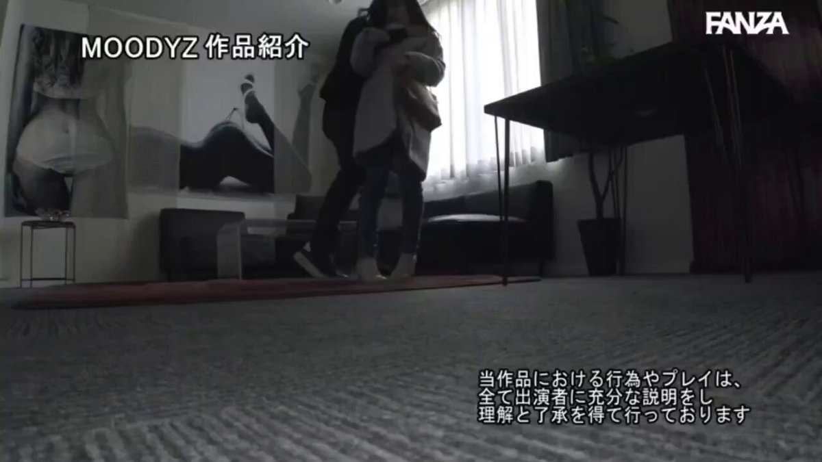 倒贴送逼的丧志女人是最贱的玩意了，在网上被男爹随意的羞辱调戏几句就忍不住放弃了身为女人的矜持纯情，像母犬一样搔首弄姿展示自己的身体渴望得到戏耍，在男爹面前用最下贱贬低的话语祈求男爹的羞辱压榨，在完全不对等的关系中，体验最屈辱的快感 #羞辱 #母狗 #女大 #辱骂 #反差 #洗脑