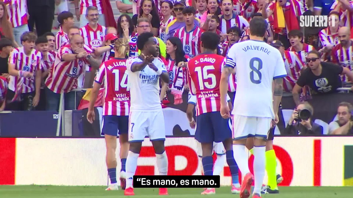 🗣️"Es mano, es mano" Vinicius reclamó penalti por esta acción de Marc Pubill #LALIGAenDAZN⚽ #ElDERBIenDAZN #Super8