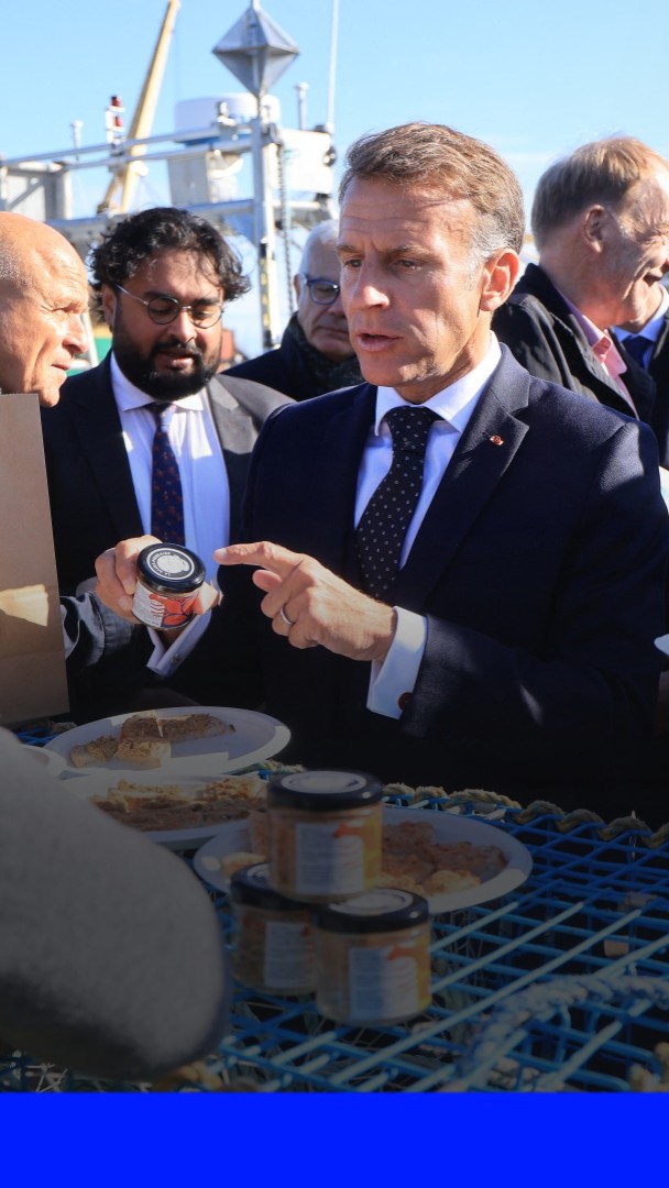 À Saint-Pierre-et-Miquelon: Emmanuel Macron a dû répondre à une demande particulière ⤵️