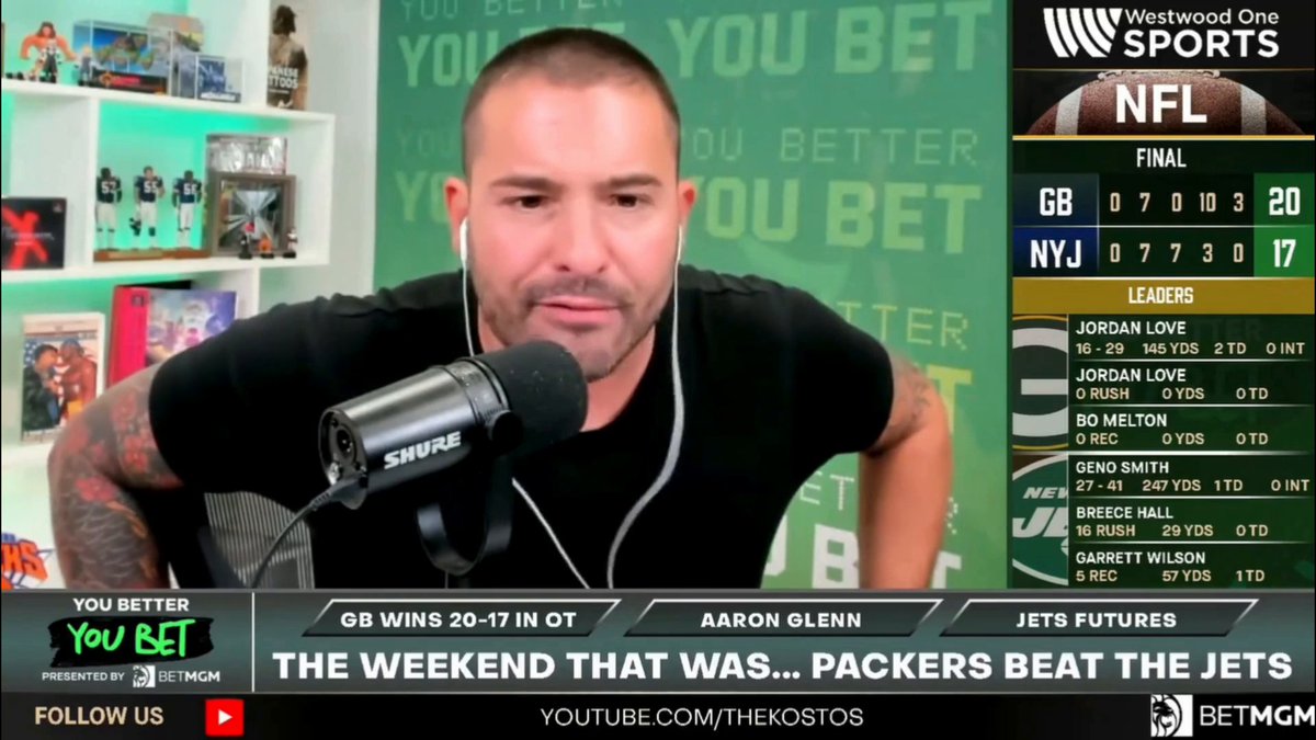 There are stoned college kids that play Madden that manage the clock and timeouts better than Aaron Glenn. It’s a huge problem for the Jets.