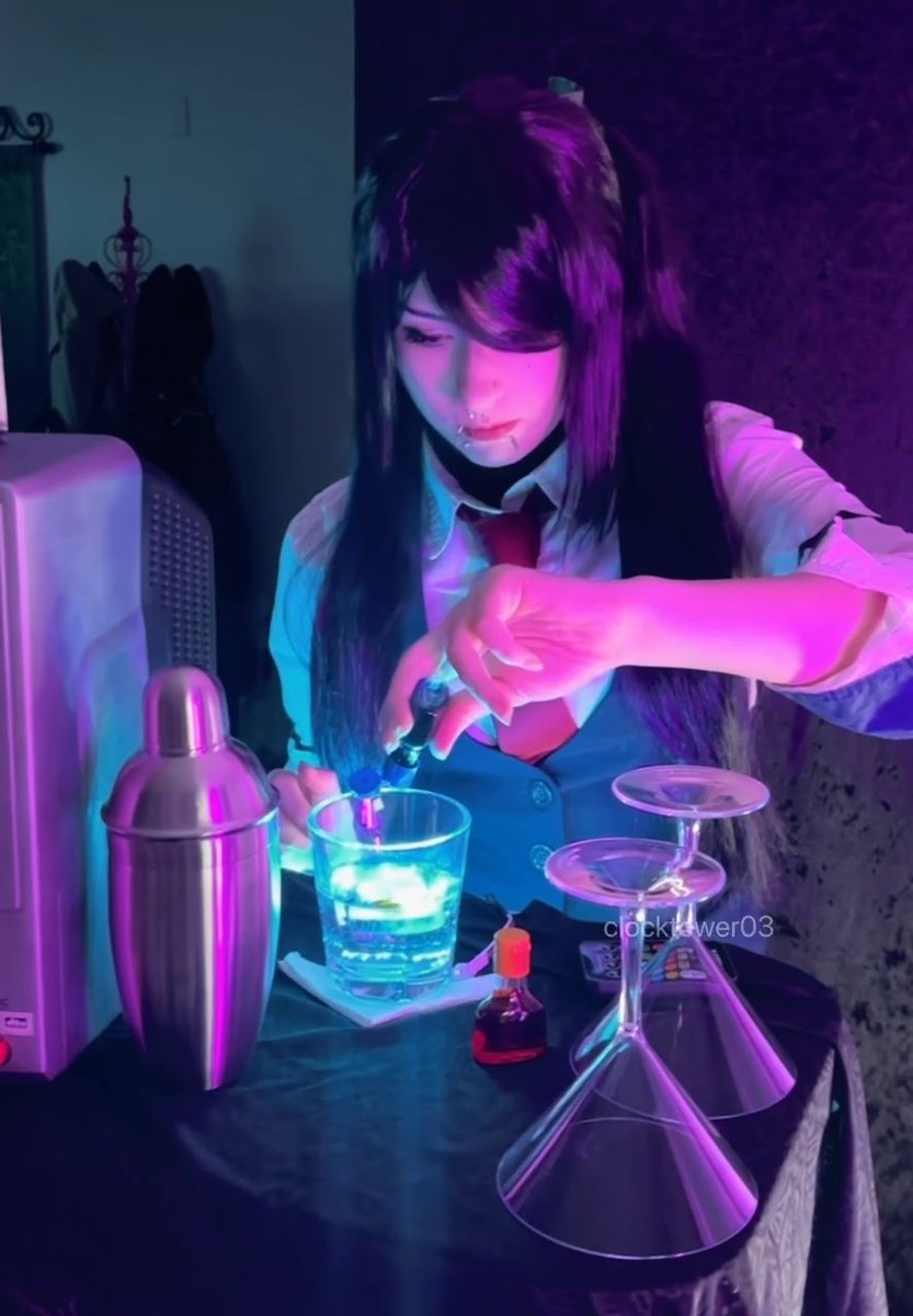GIRLFAILURE bartender jill stingray drops cherry and makes WORST DRINK EVER, asked to leave VA-11 HALL-A the cherry was replaced do not fret ☺️
