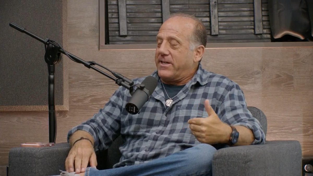 Flat Earth Dave explains how he got into the Flat Earth theory. At first, he would outright ban people that would suggest the topic of Flat Earth. Now, he says that life only makes sense on a flat earth, and rejects "globe earth." Flat Earth Dave