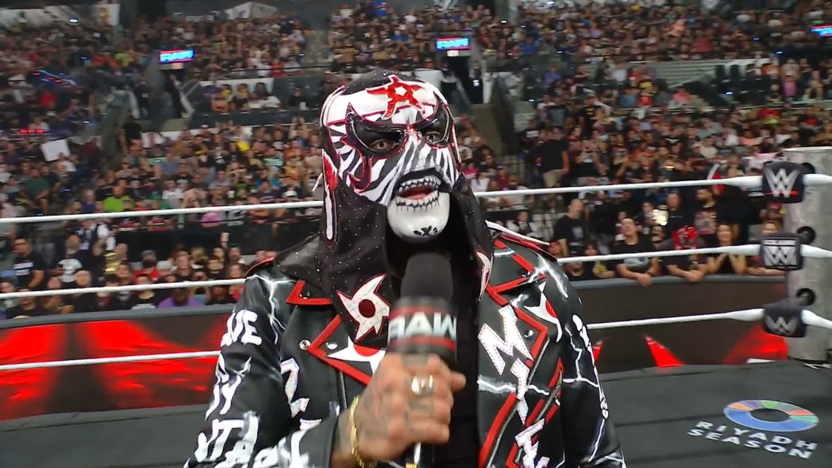 Penta gained the respect of the ENTIRE WWE Universe last week in Mexico City! 🔥 PENTA EL ZERO M