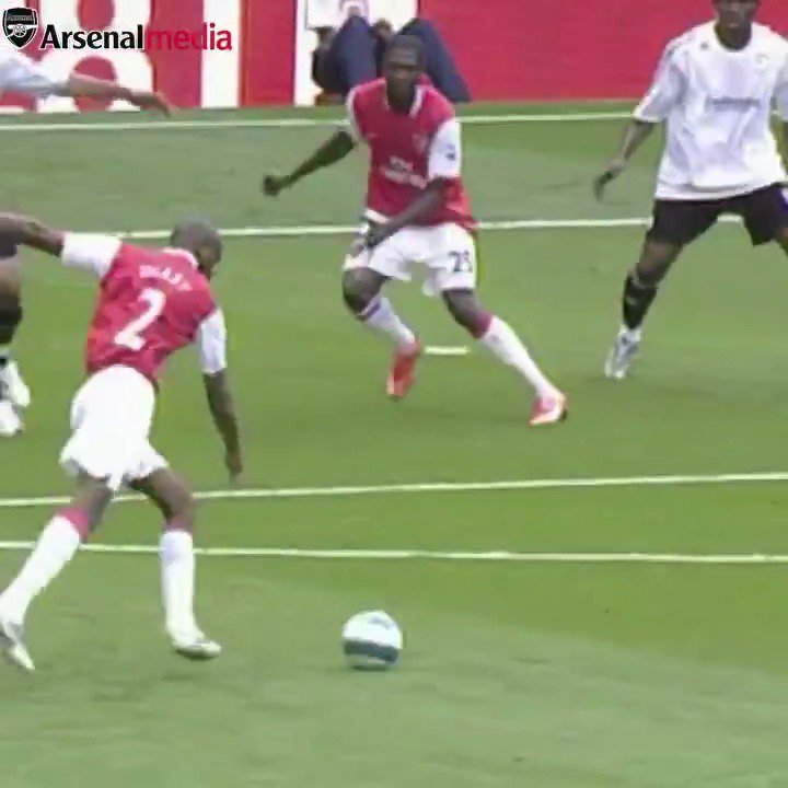 🇫🇷🚀 19 years ago today, Abou Diaby produced this goal for Arsenal! What a strike. 🤩