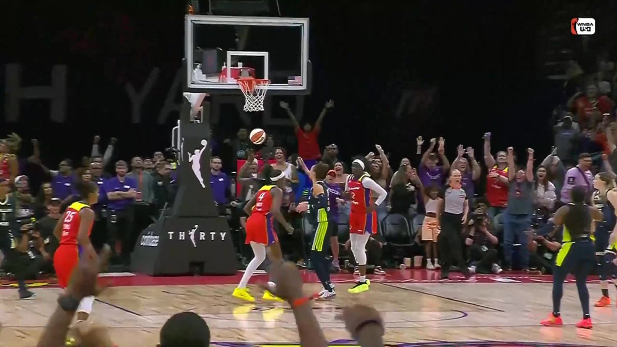 ALYSSA THOMAS FINDS KAHLEAH COPPER FOR THE PHOENIX WIN 🔥