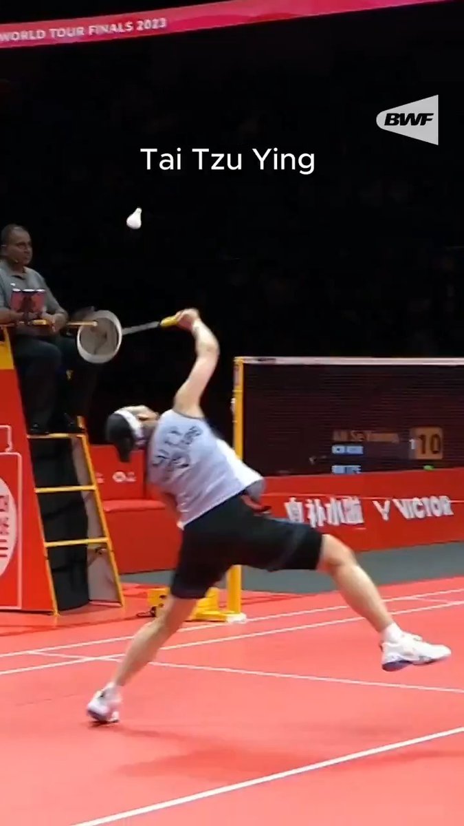 Deception on point. 💯 Who did it better? #badminton