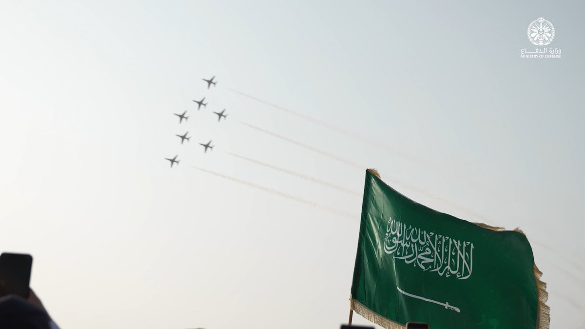 فوق السحاب.. فخرًا بأمجاد وطن 🇸🇦