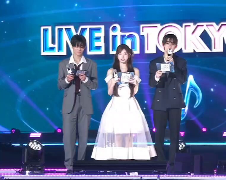 thank you so much to our mcs today, #seonghyeon and #keonho! you both did such a great job today, and weʼre so proud of you. thank you for working so hard and giving it your all. you did amazing today, and weʼll always be here cheering you on!