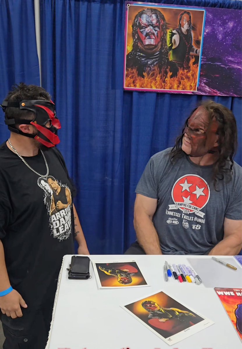KANE WAS SHOOK AT THIS FAN PULLING UP TO THE MEET AND GREET WITH HIS MASK ON 💀 YOU WILL NEVER GUESS WHO APPEARED IN THIS VIDEO 😂