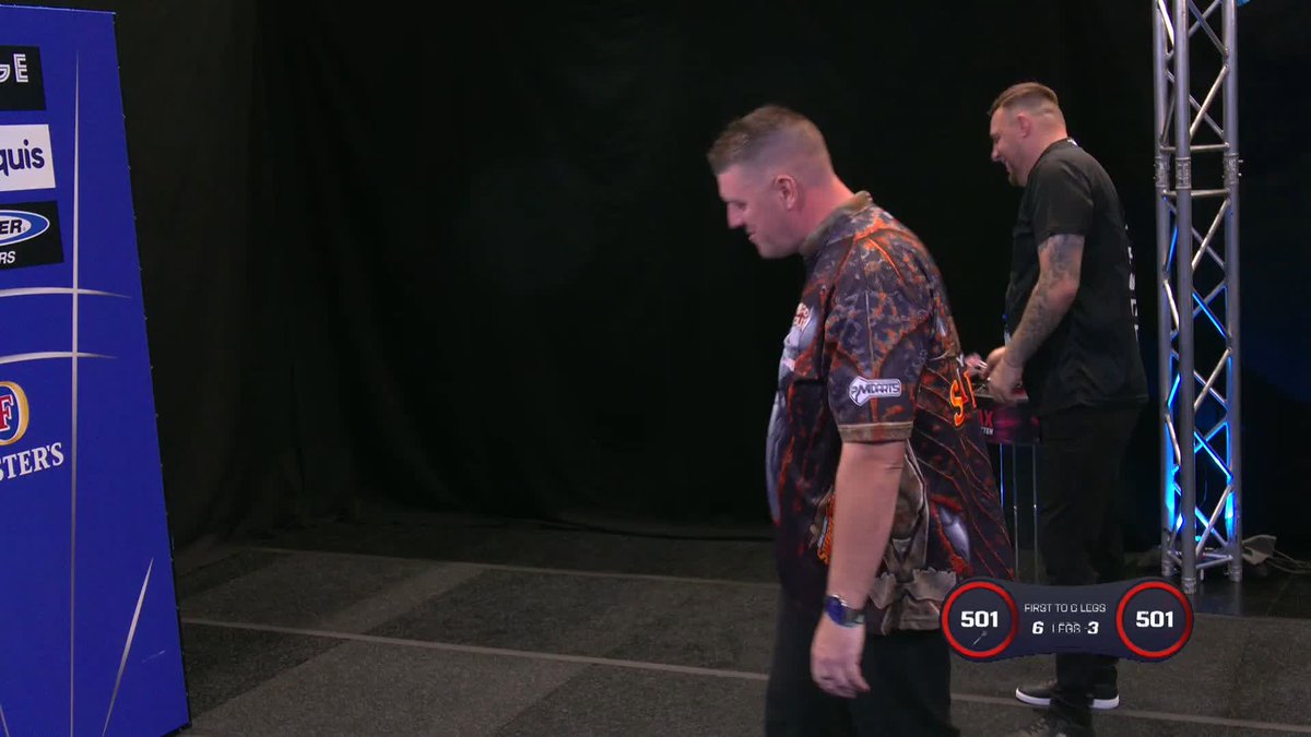 GURNEY WINS IT WITH A 161! Daryl Gurney races through to round three, as the Northern Irishman pins a brilliant 161 to win the match! 📺 #PC29