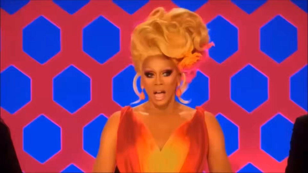 I want this shady Michelle back #DragRace