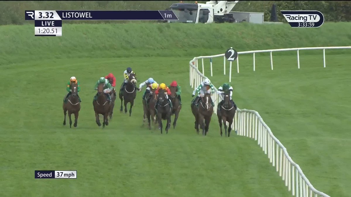 A SIXTH success of the year for Meriden ✊ What a year it's been for the filly and her connections. Chris Hayes | Denis Hogan Racing | Listowel Races