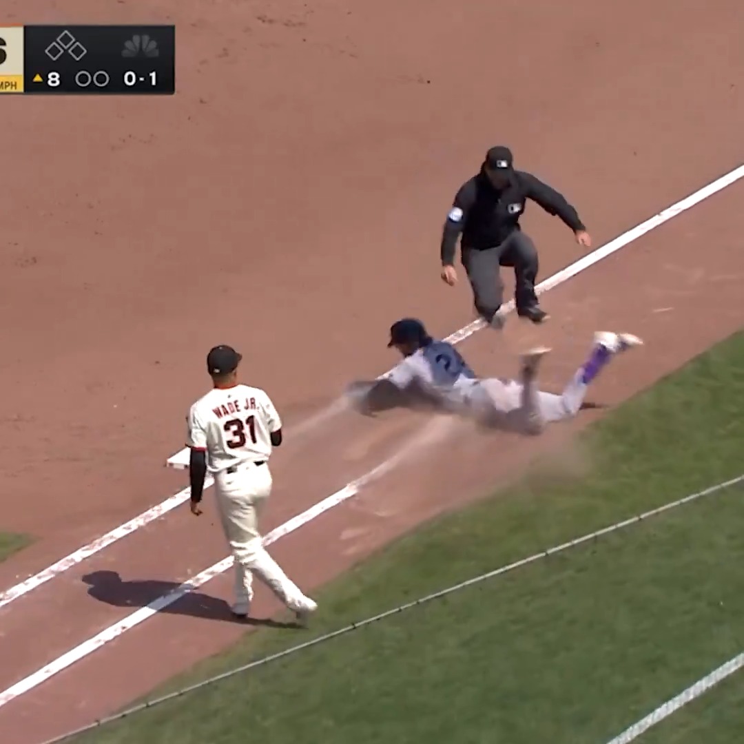 Ump is a legend for this 😂