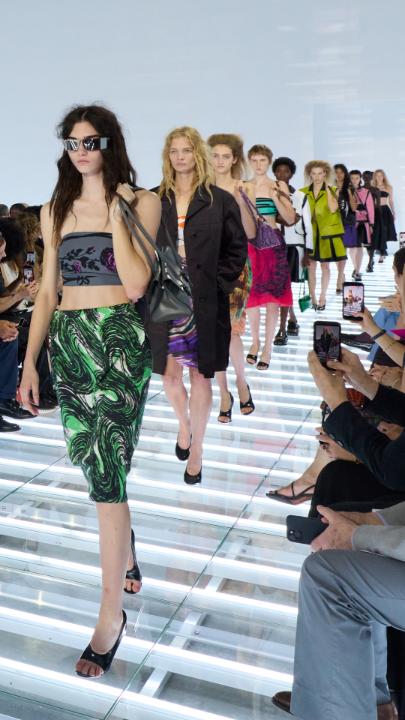 “The Skirt”, the Prada Spring/Summer 2027 Womenswear Fashion Show. Engineered for freedom, the skirt is a Prada obsession. The collection stays within the particular form language of this specific skirt, as an exercise of exploration inside strict parameters, a frame for ceaseless creation. #PradaSS27 #MiucciaPrada #RafSimons #Prada