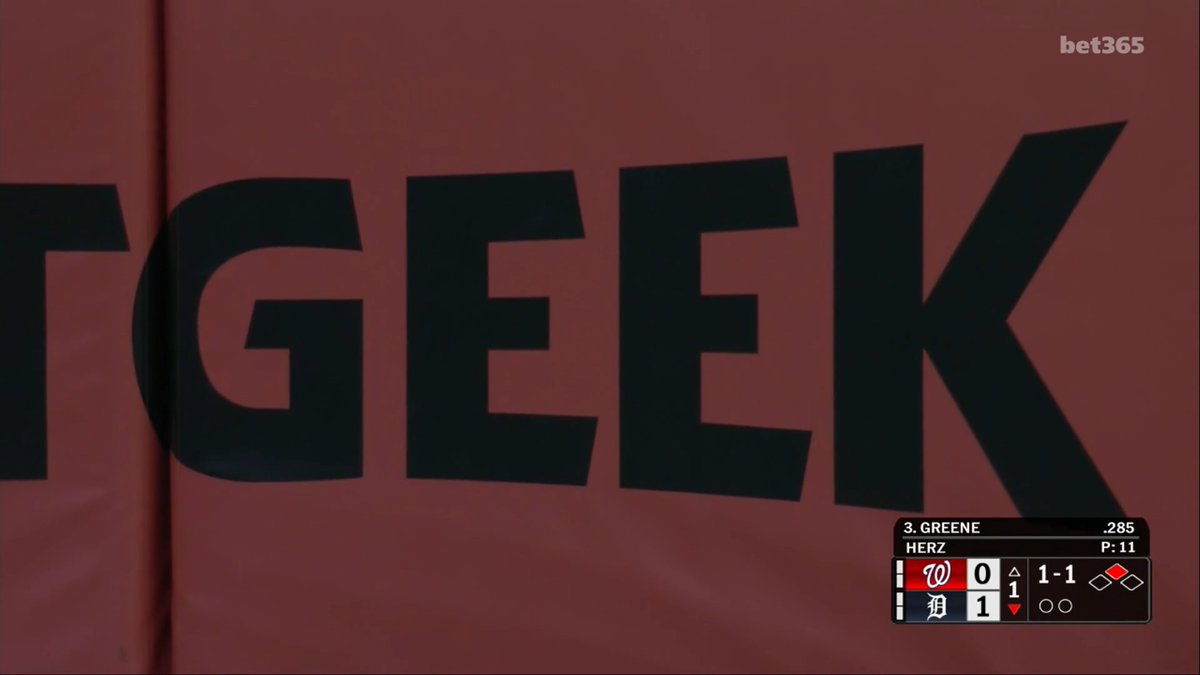 The @Tigers broadcast had a hilarious message for Jason Benetti after he dropped some historical knowledge 🤣