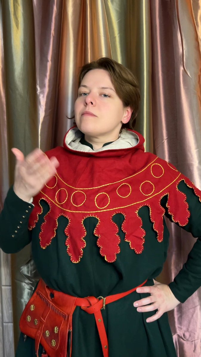 Time for another tutorial on how to wear a chaperon