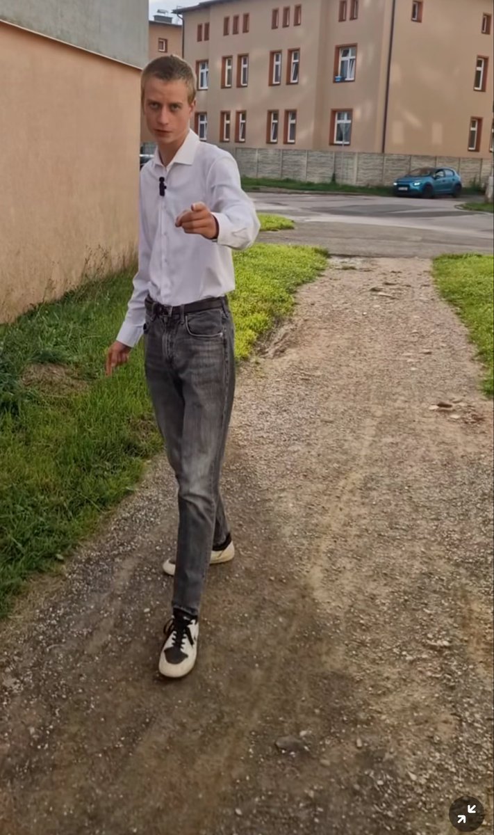 Nejlepší jsou beztak kandidáti komunálek za ANO v Trutnově a ta jejich předvolební videa.👌😂