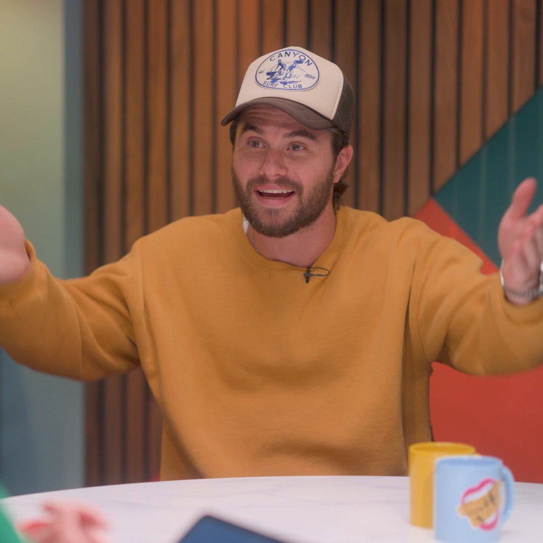 Chase Stokes with this adorable Glenn Close story?? 🎙️: Shut Up Evan