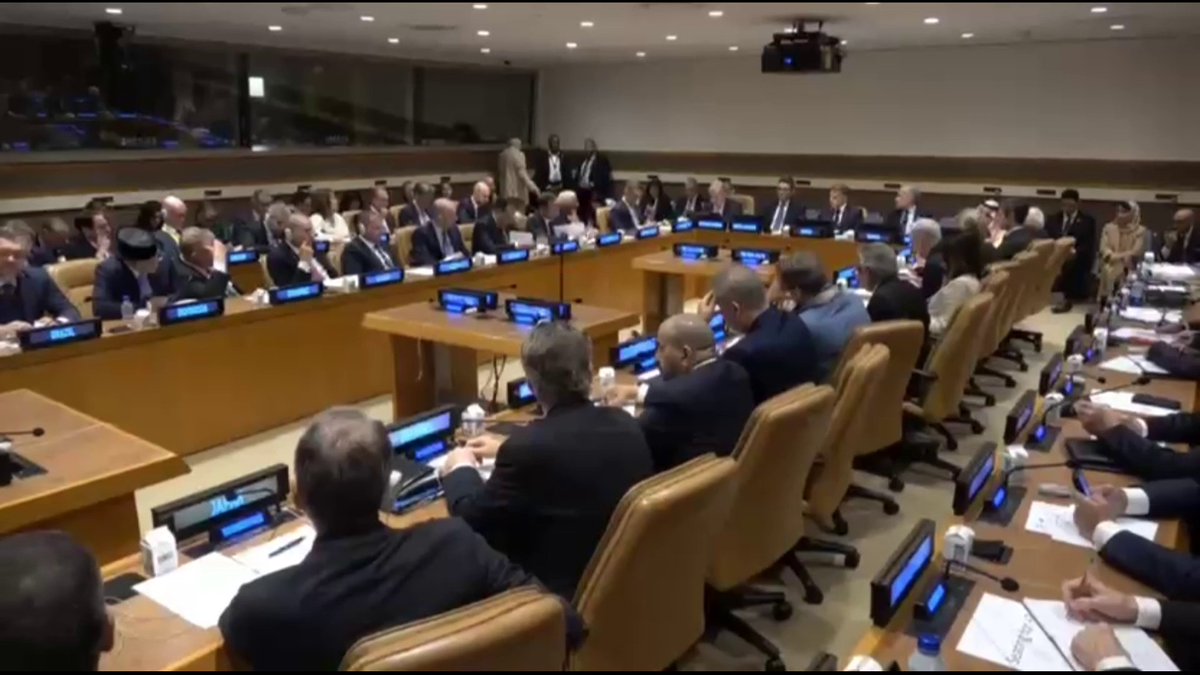 قمة برئاسة السعودية وفرنسا وكندا وبريطانيا بعنوان "الطريق إلى الأمام .. عام على إعلان نيويورك وخطة السلام الشاملة" على هامش اجتماعات الأمم المتحدة