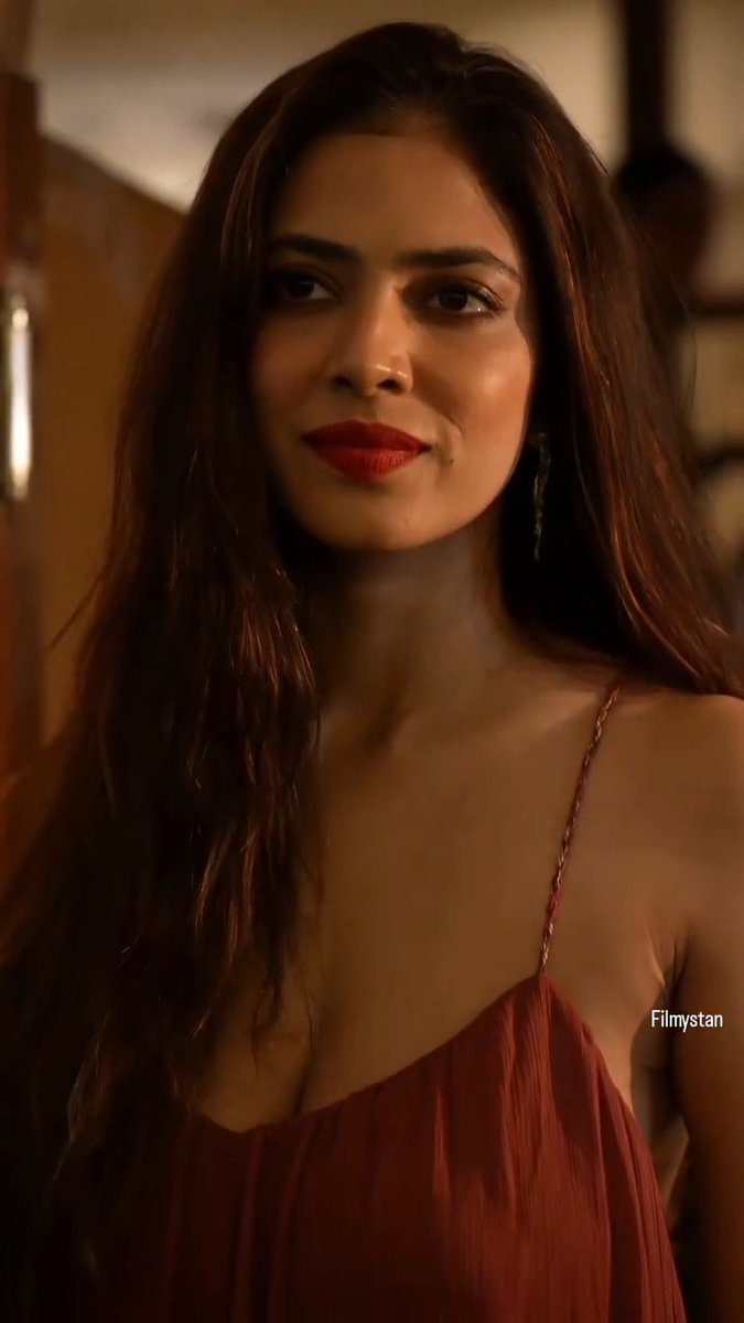 Malavika Mohanan 🤎🥰 #Malavika #MalavikaMohanan