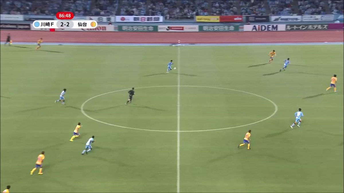 小林悠が決めた劇的逆転ゴール🐬🔥 数的不利、0-2の絶体絶命の状況から川崎フロンターレのJ1初優勝へと流れを変えた、まさに分岐点となったゴール✨