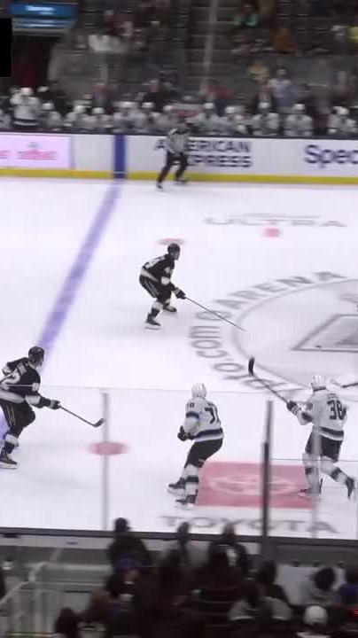 Martin Chromiak makes it 4-2!