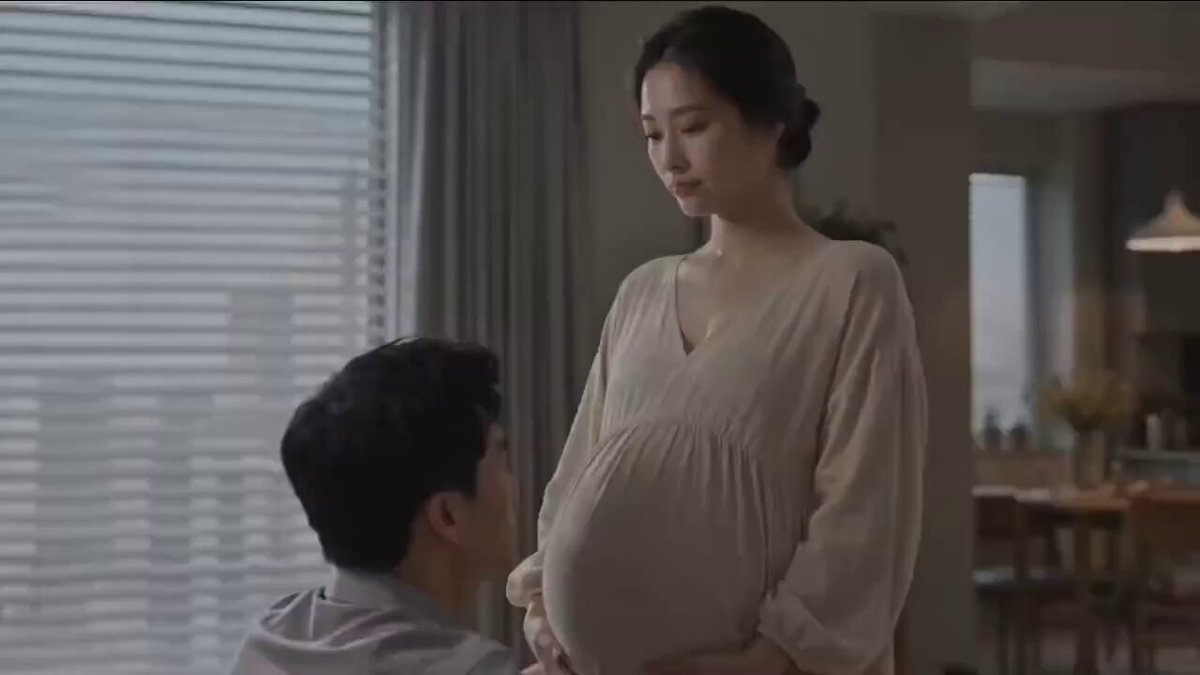 笑死，只有AI 漫剧敢这么玩吧。