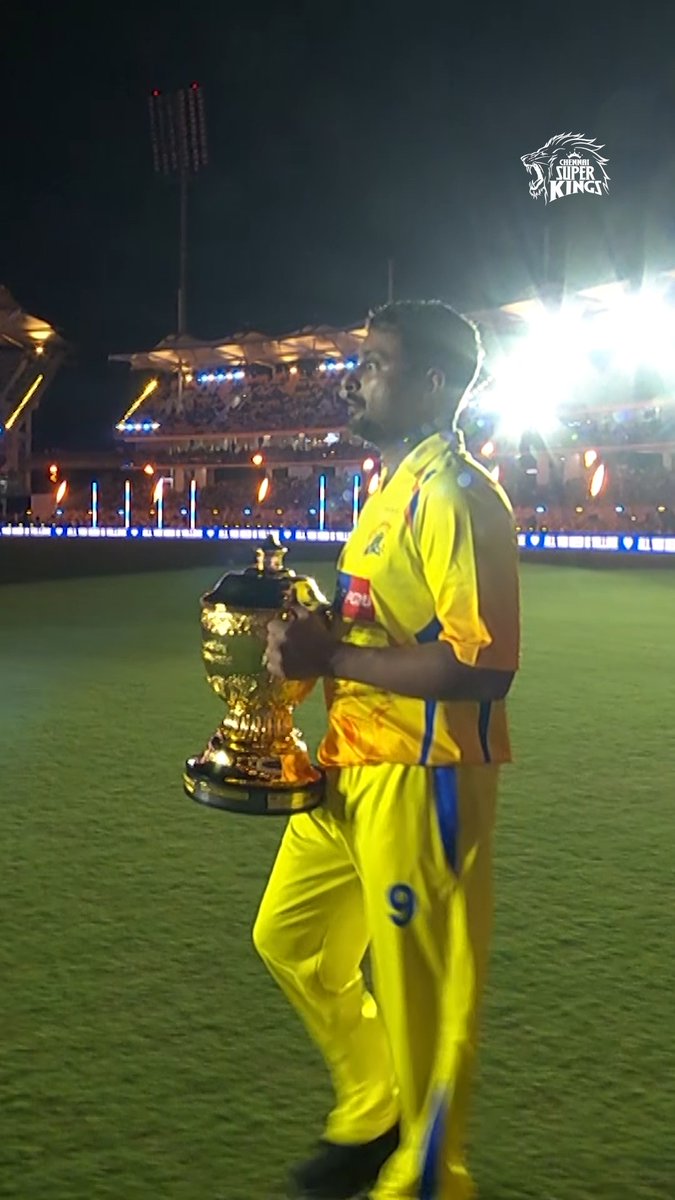The legend in Yellove. Always! 💛 ATR forever ♾️🦁 #WhistlePodu #SuperBirthday