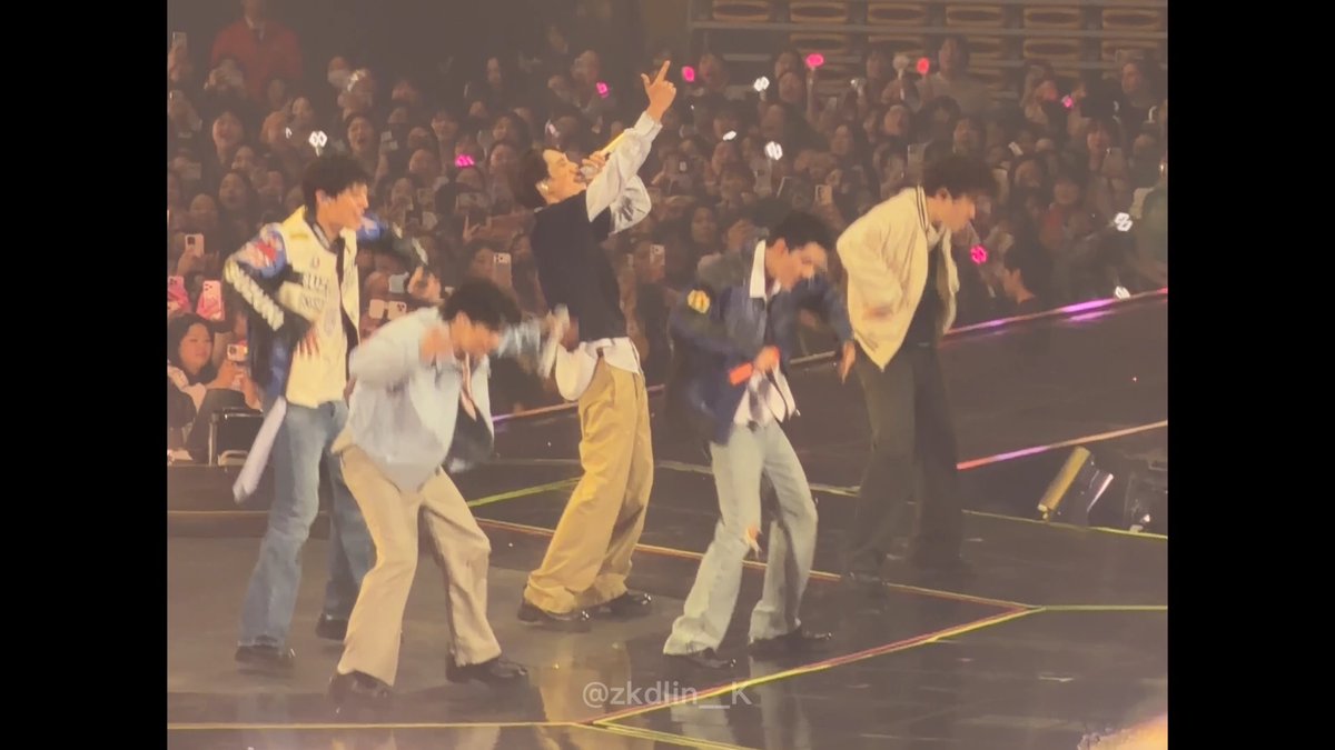 연애의 조건 - #엑소 들어보세요🐰🐶🐧🐻🐥