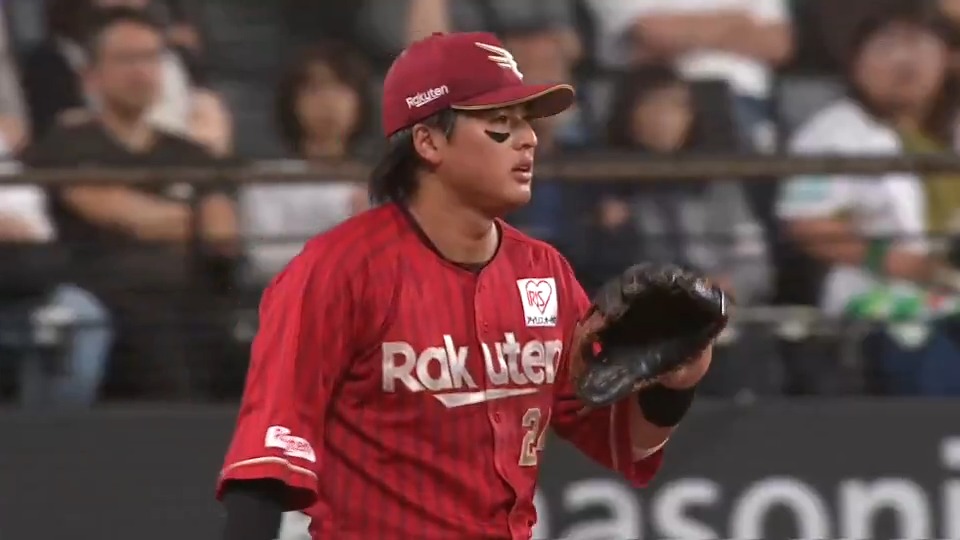 【2回裏:F 0-1 E】 守備でも魅せる! 抜ければ長打というライン際の打球を #黒川史陽 選手が好守で止める! #RakutenEagles #強鷲革新