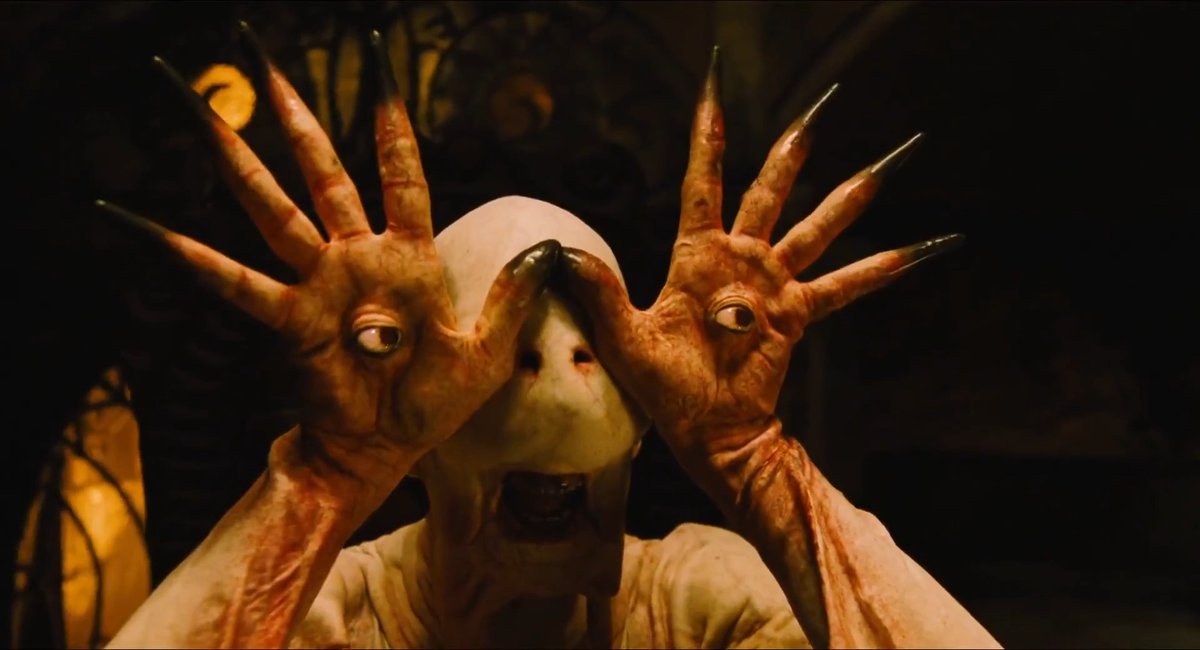 Pan's Labyrinth (2006) Film underrated yang ternyata punya 95% di Rotten Tomatoes. film ini bakal membawa kamu ke dunia yang indah sekaligus mengerikan. 😳🔥 #PansLabyrinth