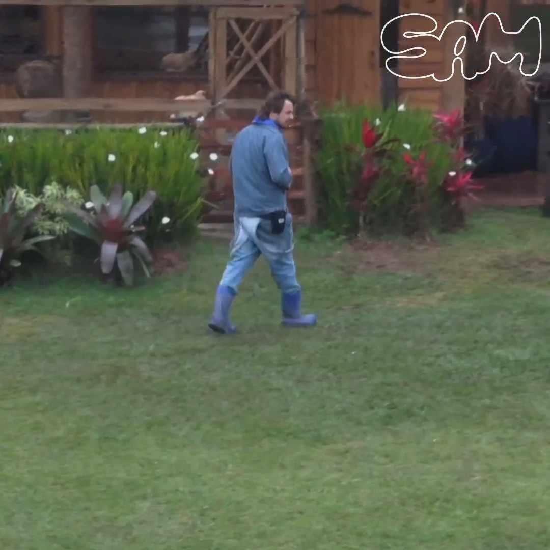 🔥 Daniel, após atrito com Murilo: "Vamo ver até quando ele aguenta essa testosterona sem me agredir. Essa cara cheia de espinha, não sei… acho que encheu a cara de bomba." #AFazenda