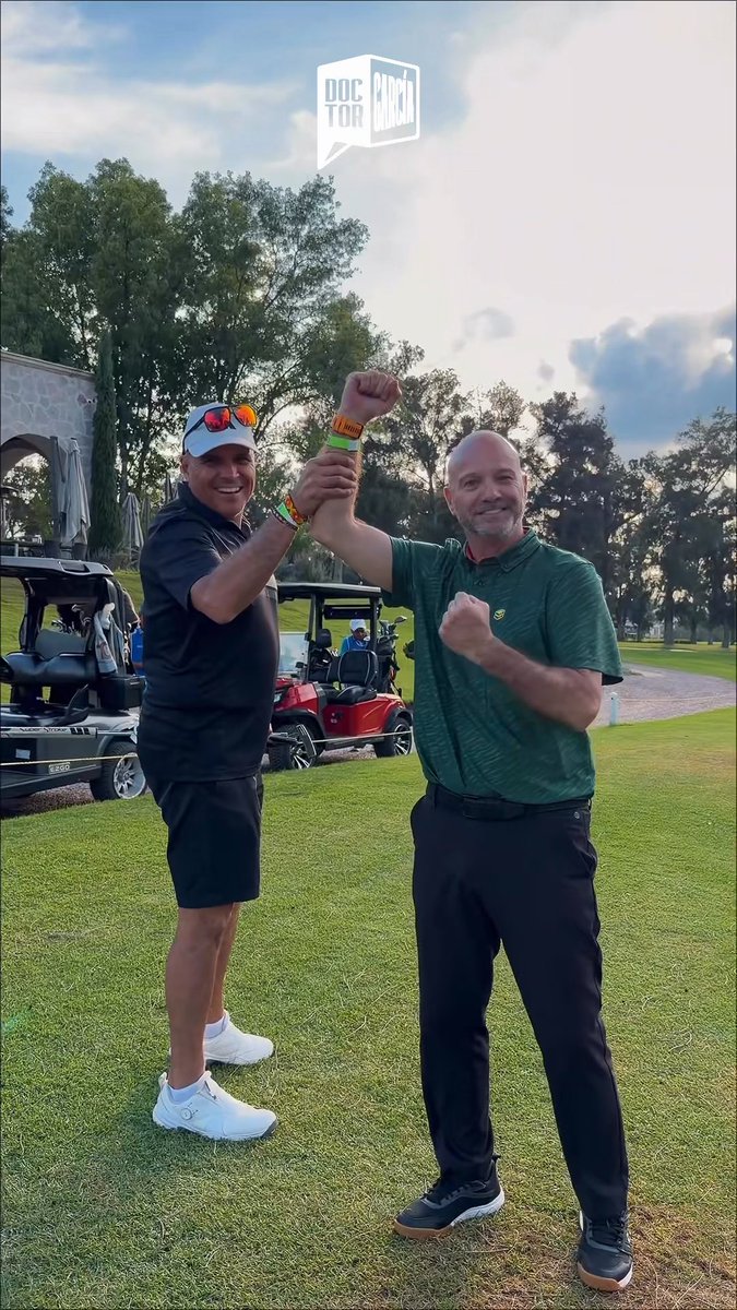 Otra clase particular a mi hijo Francisco Chacón , ya sea de pádel o de golf. Queda demostrado que debí dedicarme a esto y no a la pelota. Gracias por ser mi cliente frecuente y por el día de ⛳️, una gozadera.