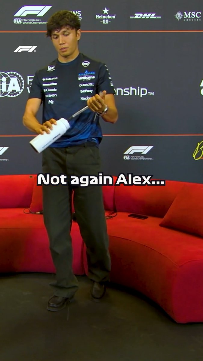 Alex spares himself some more unexpected selfies 😂 #F1 #AzerbaijanGP Atlassian Williams F1 Team