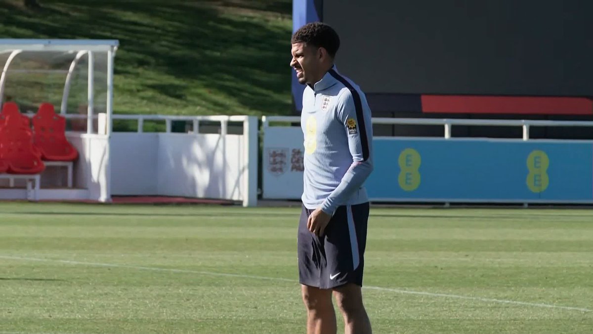 "He's had an incredibly positive attitude" Rob Dorsett on Morgan Gibbs-White's return to the England squad 🏴