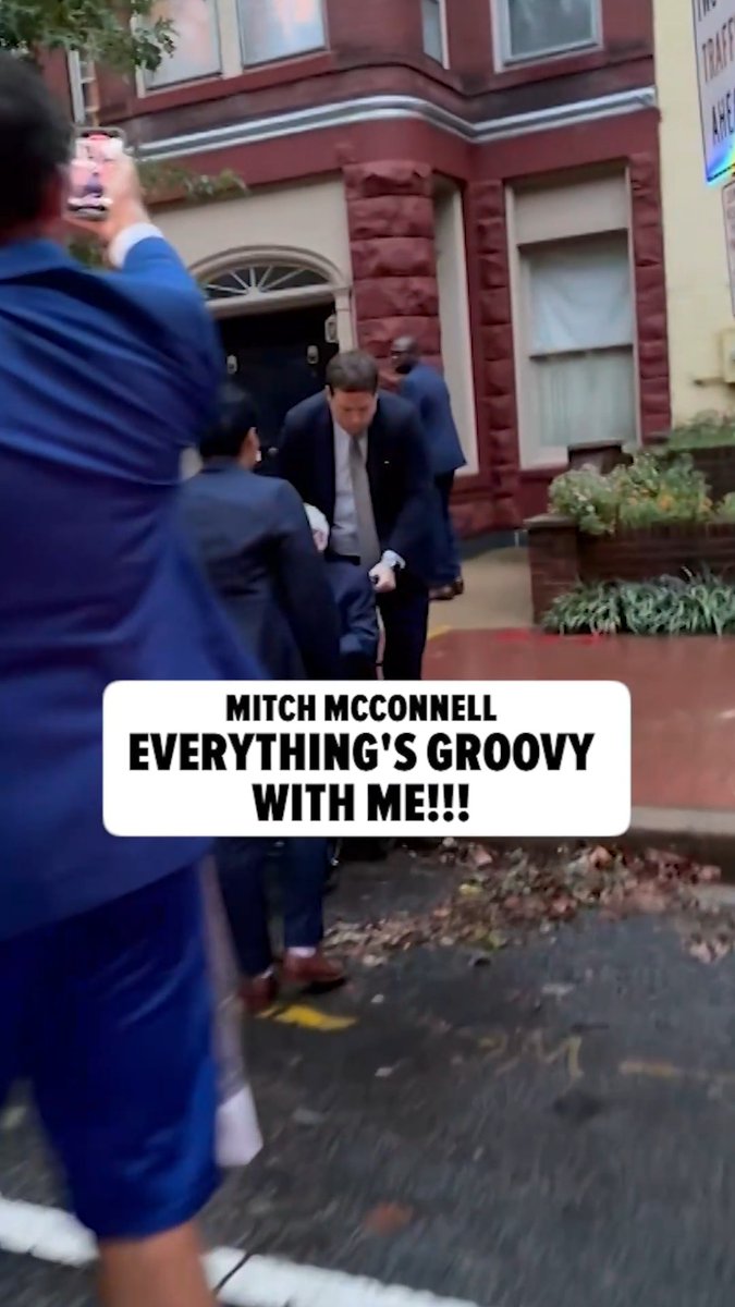 Mitch McConnell was all smiles as he arrived home after a hard day's work on Capitol Hill. 🎥: x/@desireereports