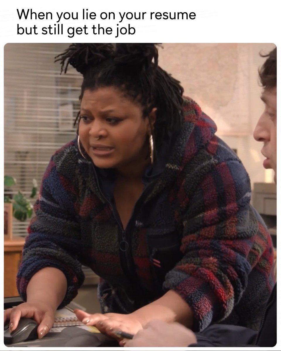 Anything but the error sounds 😵💫 A new season of #ThePaper is streaming on Peacock.